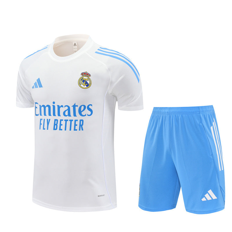 Ensemble Maillot Short Real Madrid Homme/Enfant 2025 2026 Blanc Bleu Ciel
