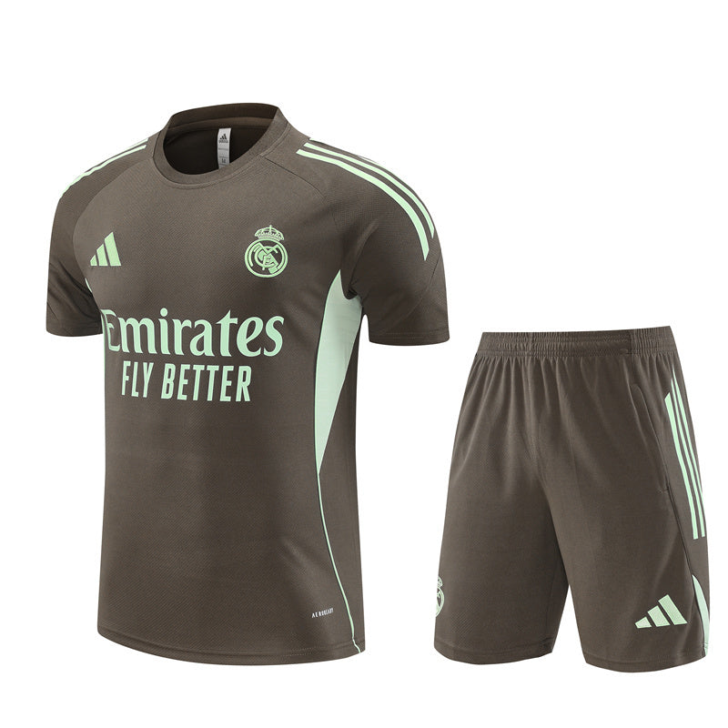 Ensemble Maillot Short Real Madrid Homme/Enfant 2025 2026 Kaki