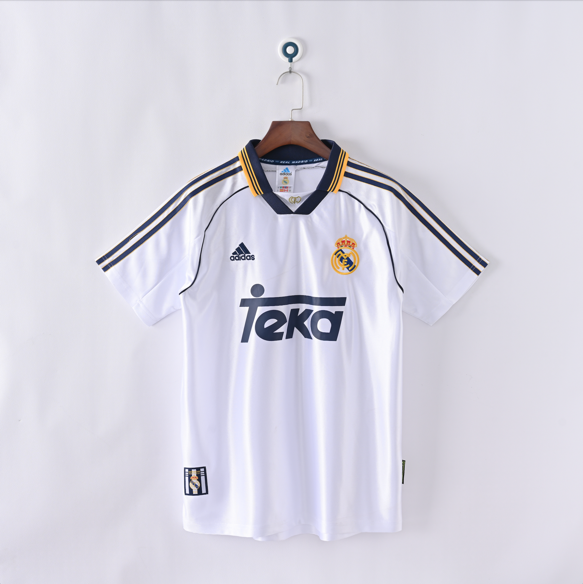 Maillot Real Madrid Retro Vintage 1998-2000 Domicile Homme | Foot Sport