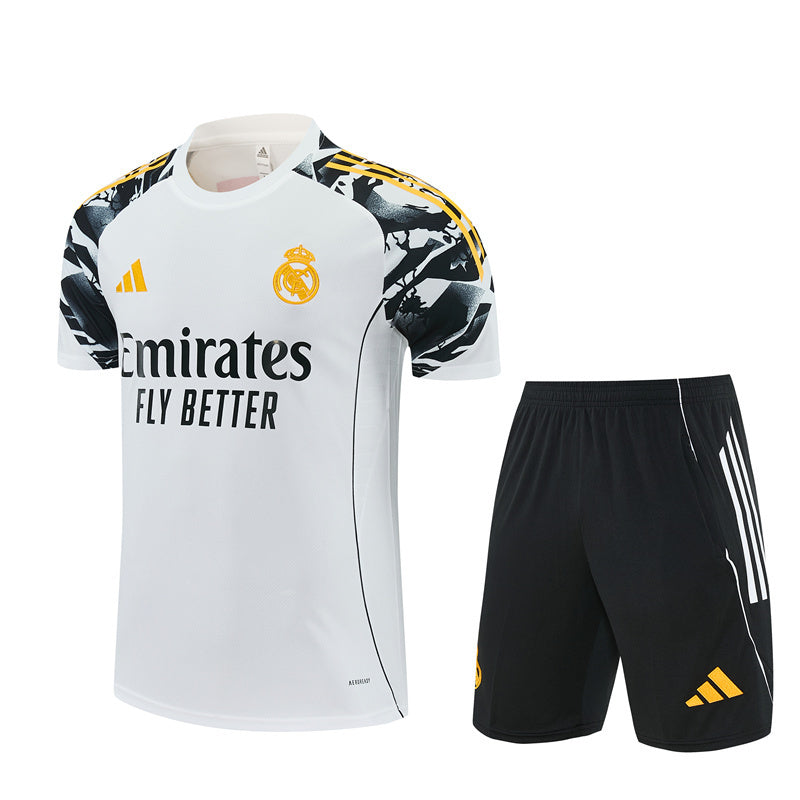Ensemble Maillot Short Real Madrid Marvel Homme/Enfant 2025 2026 Blanc [Jaune Label]
