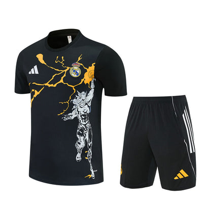 Ensemble Maillot Short Real Madrid Marvel Homme/Enfant 2025 2026 Noir