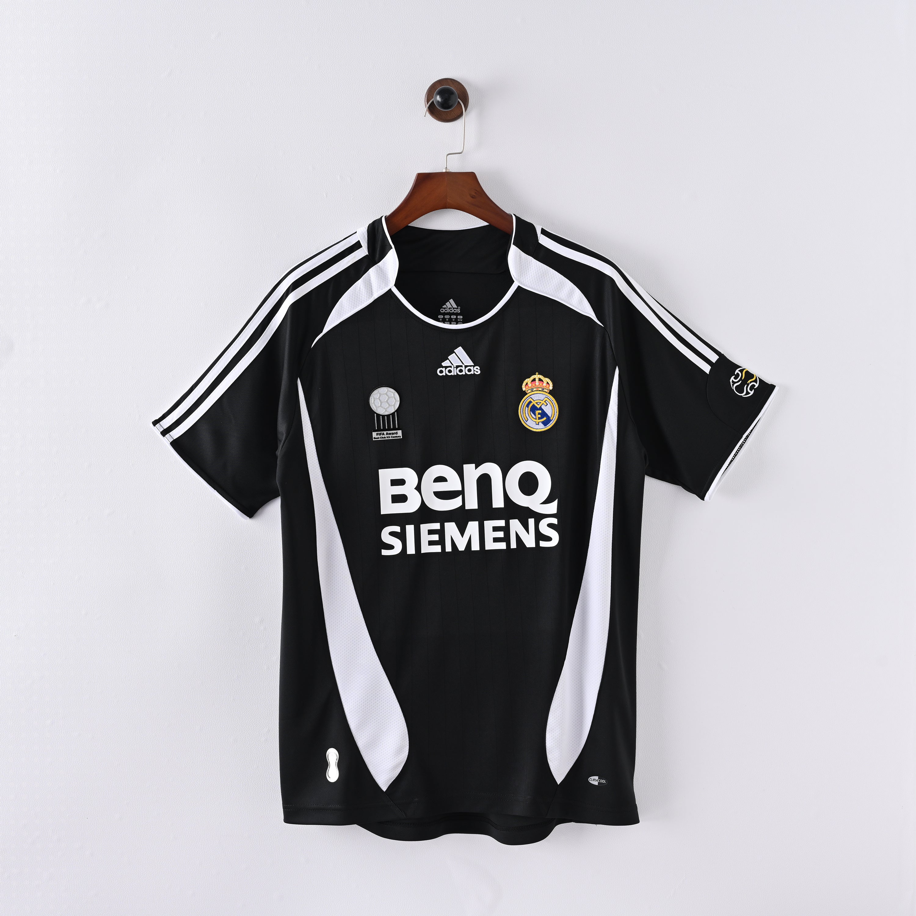 Maillot Real Madrid Retro Vintage 2006-2007 Exterieur Homme
