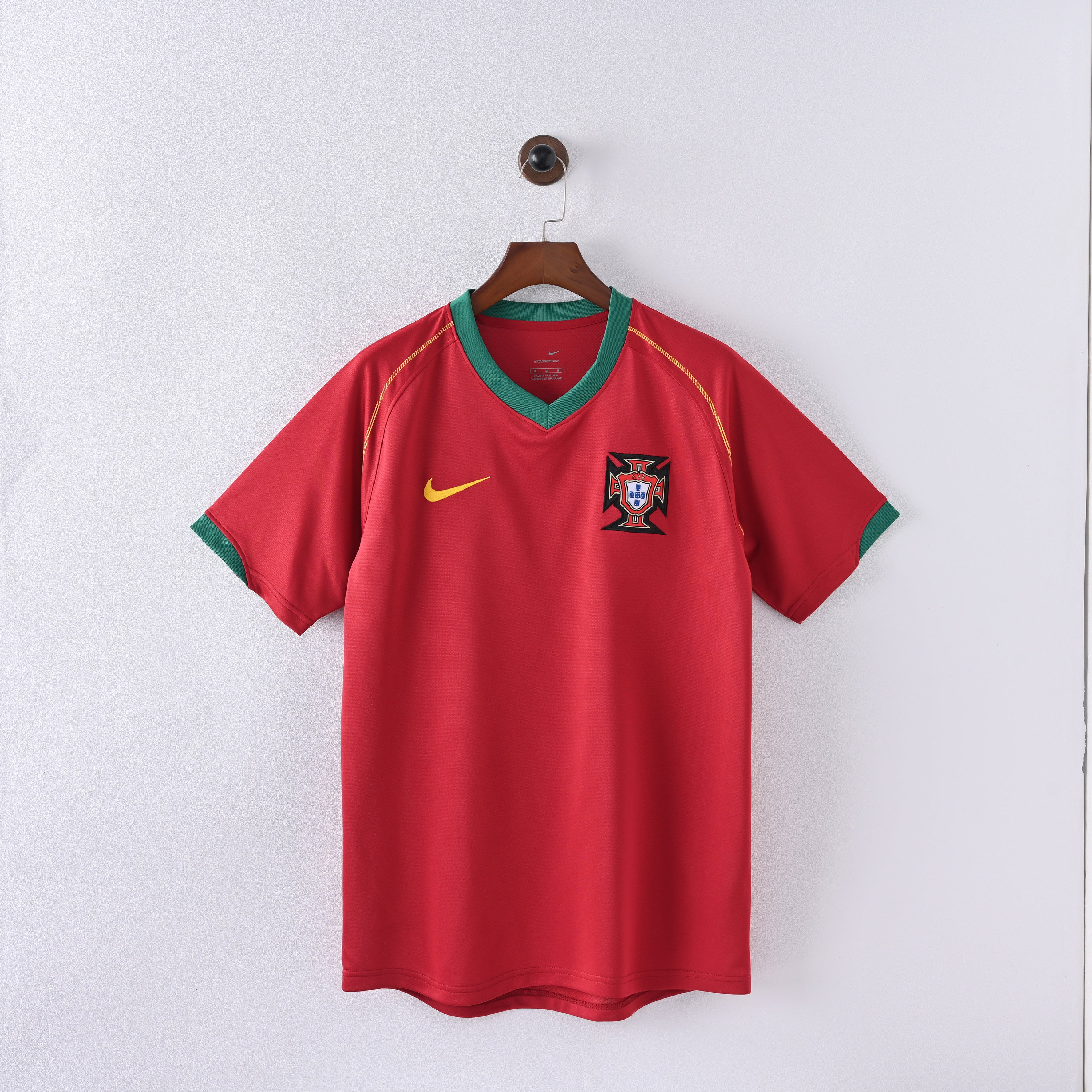 Maillot Portugal Retro Vintage 2006 Domicile Homme | Foot Sport